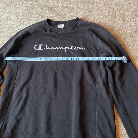 Champion Sweater - Picture 3 of 4